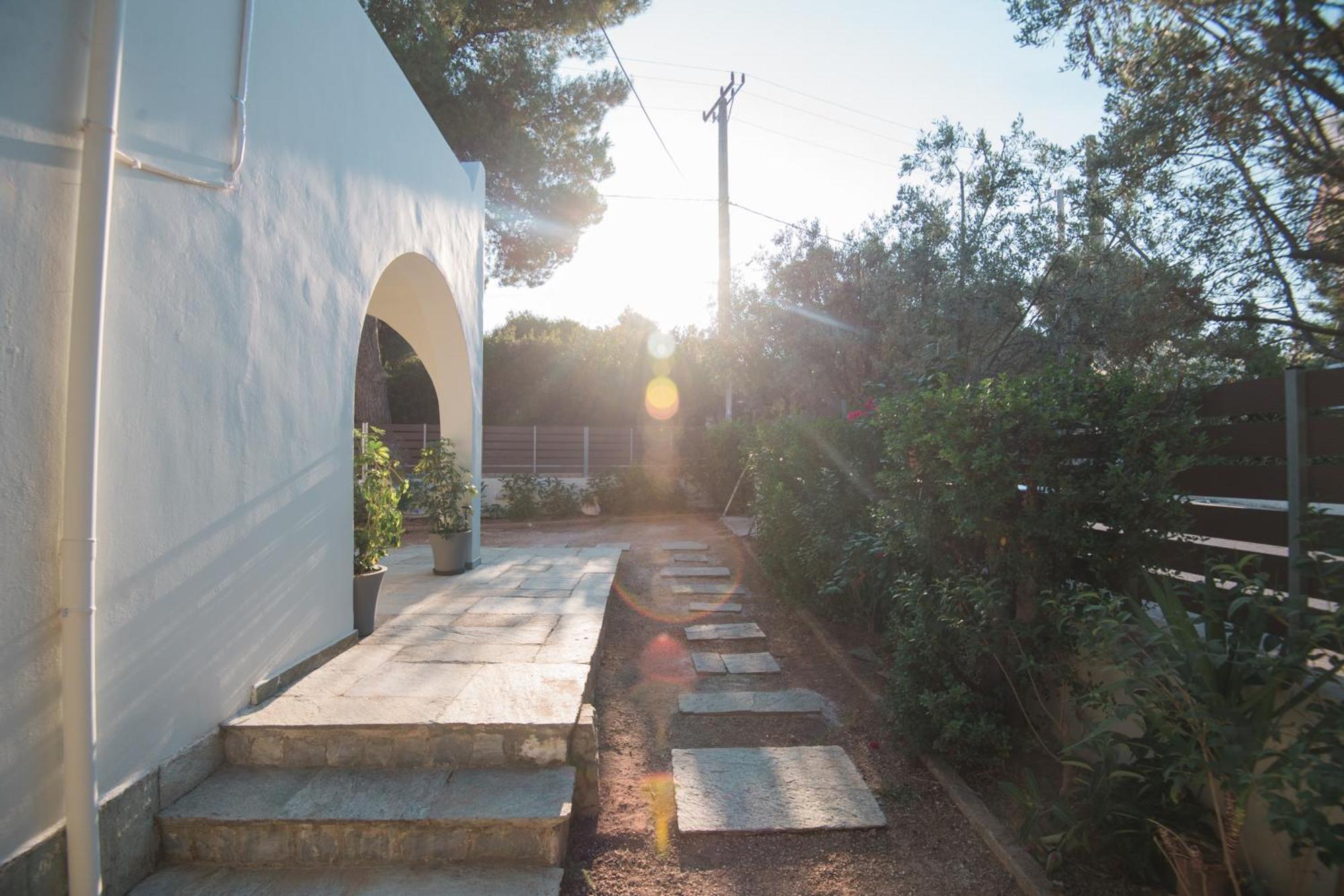 Sea Zen Guesthouse Rafina  Exterior photo