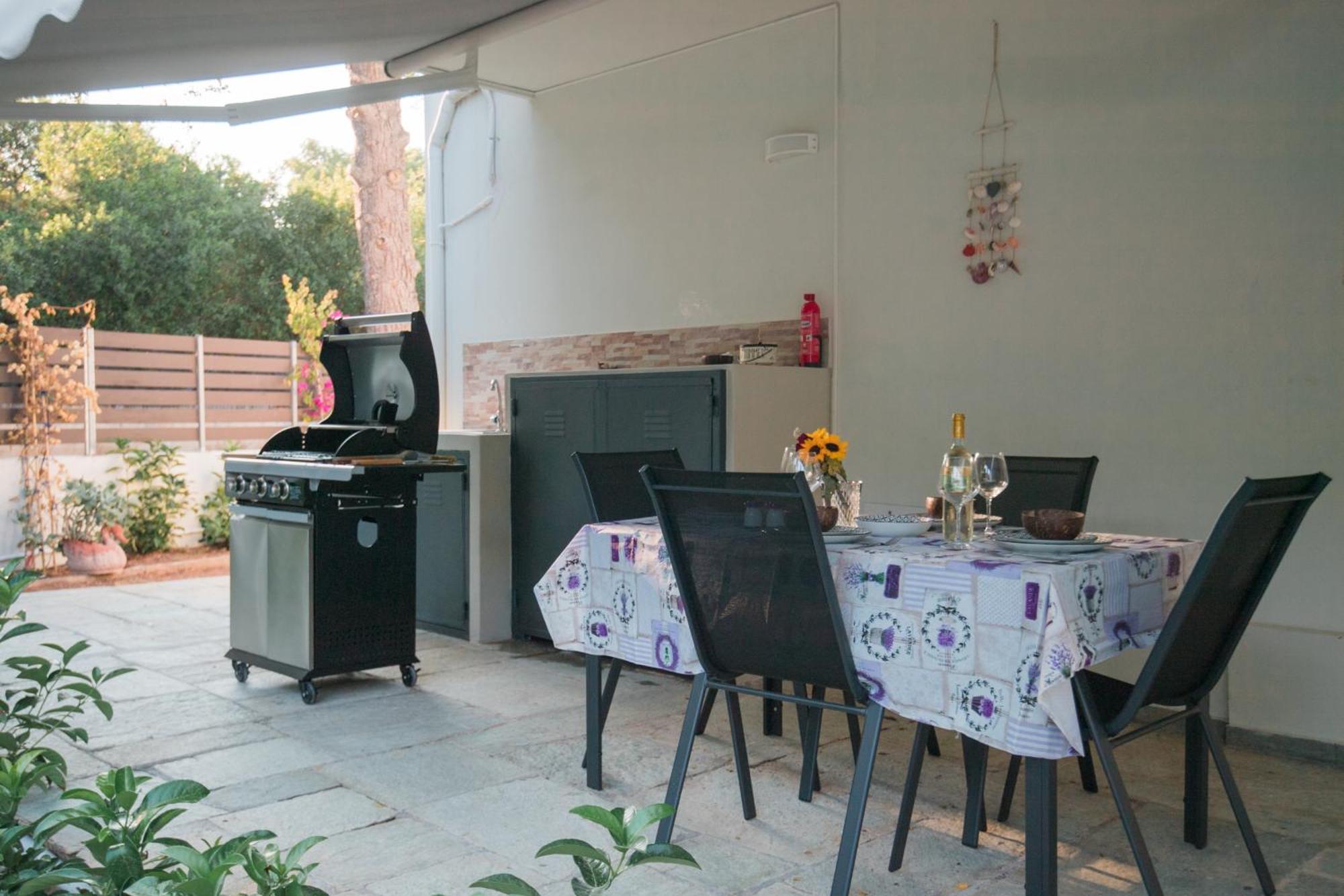 Sea Zen Guesthouse Rafina  Exterior photo